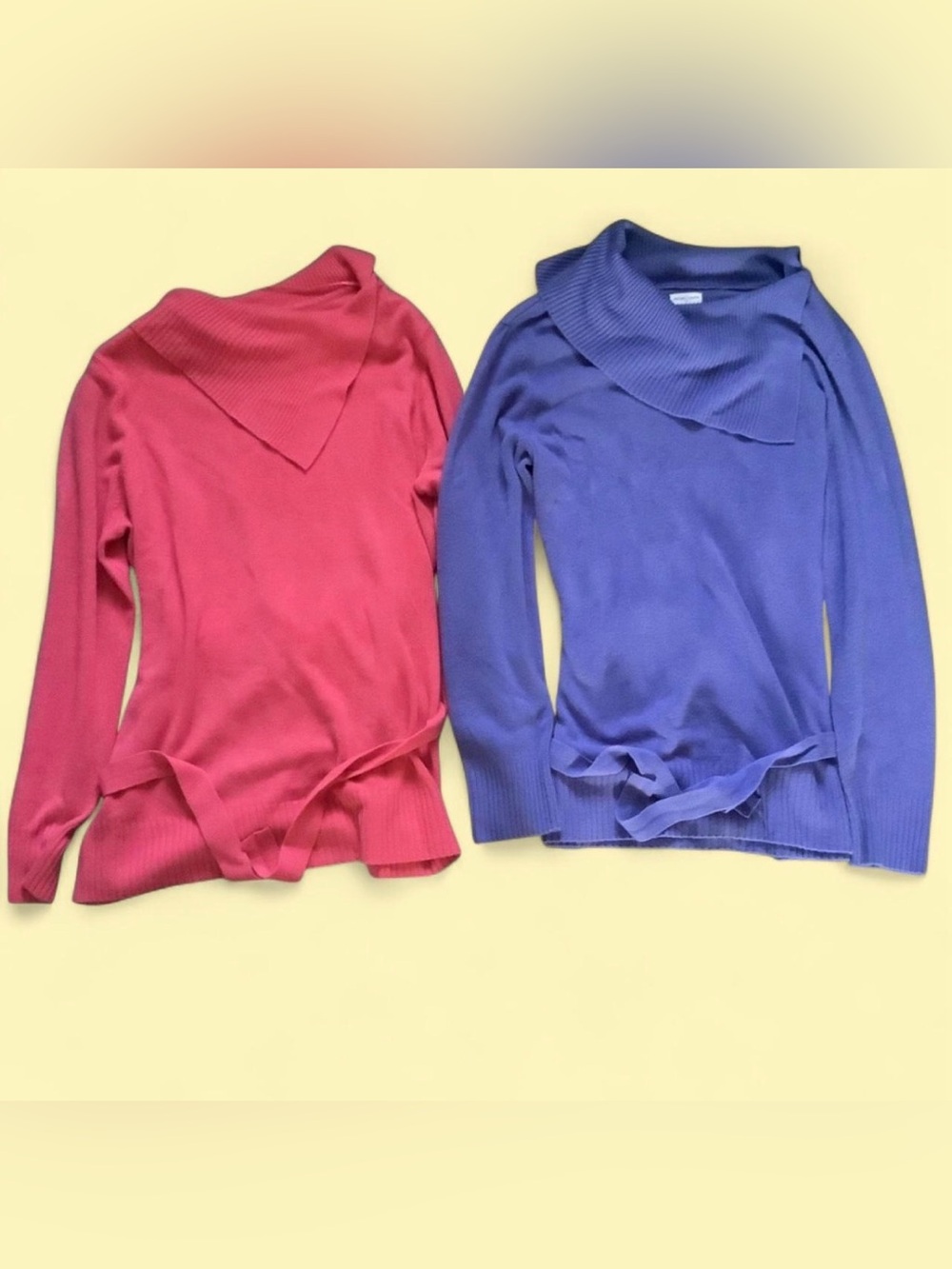 2 Jaclyn Smith XL Women’s Sweaters